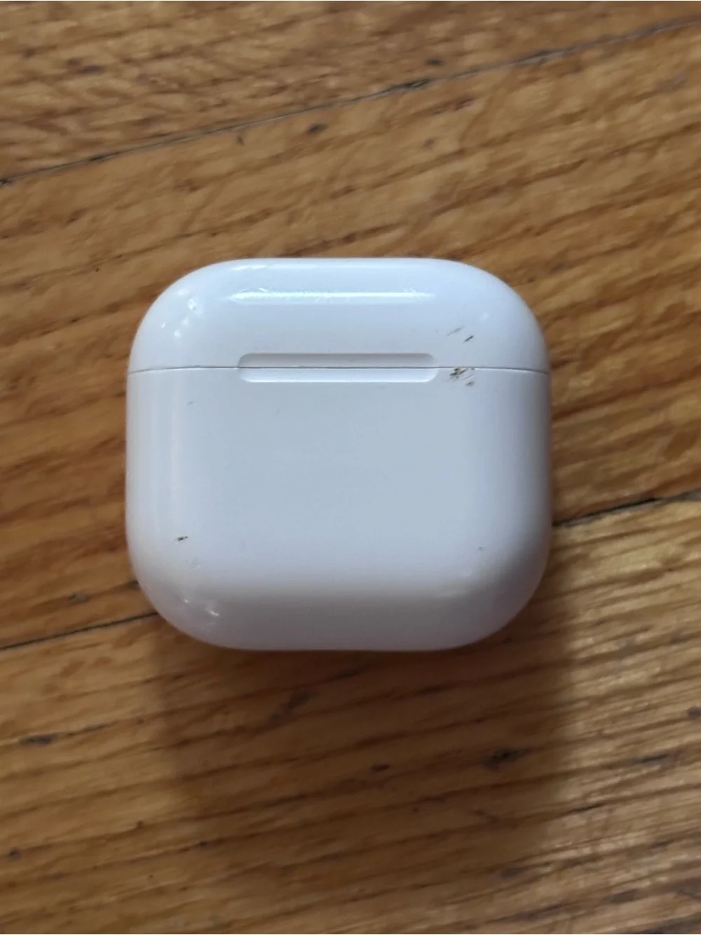 Apple AirPods Charging Case